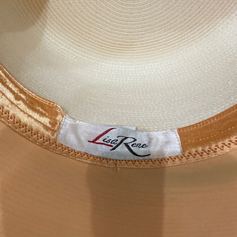 Gorgeous Church / Dress Hat by Lisa Rene’ - Picture 7 of 10